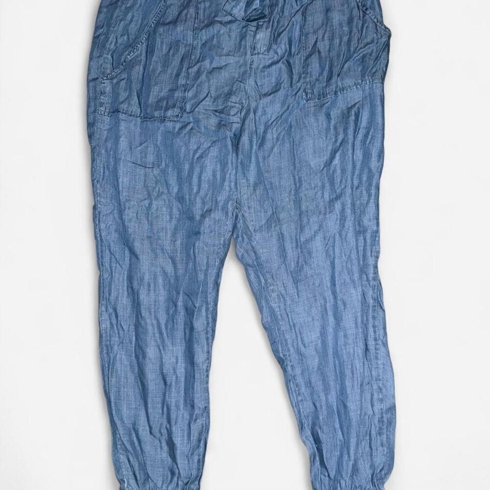 Indigo-rein Women's Blue Trousers